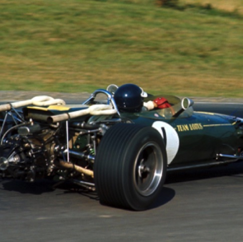Vue 3/4arrière du moteur BRM H16 de la Lotus 43 au GP des usa à Watkins Glen
© Sutton images